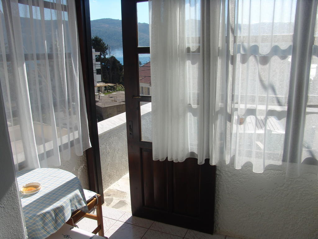 Notis Hotel Đảo Samos Phòng bức ảnh